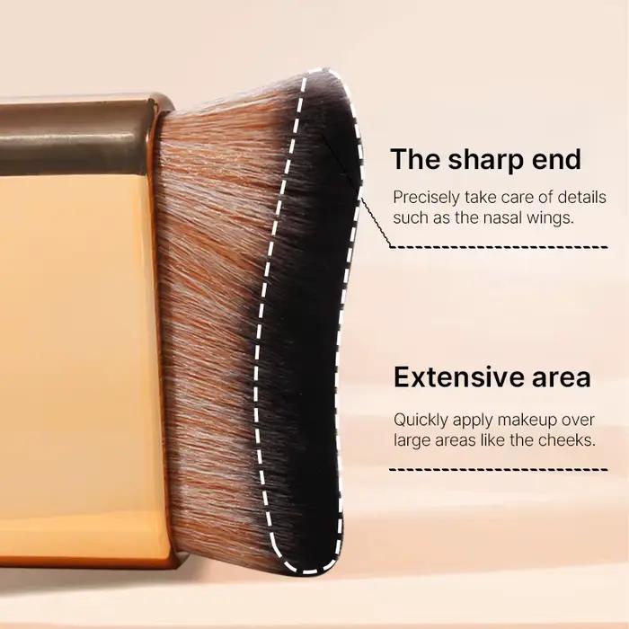 Pinceau de maquillage pour le contour du bronzage