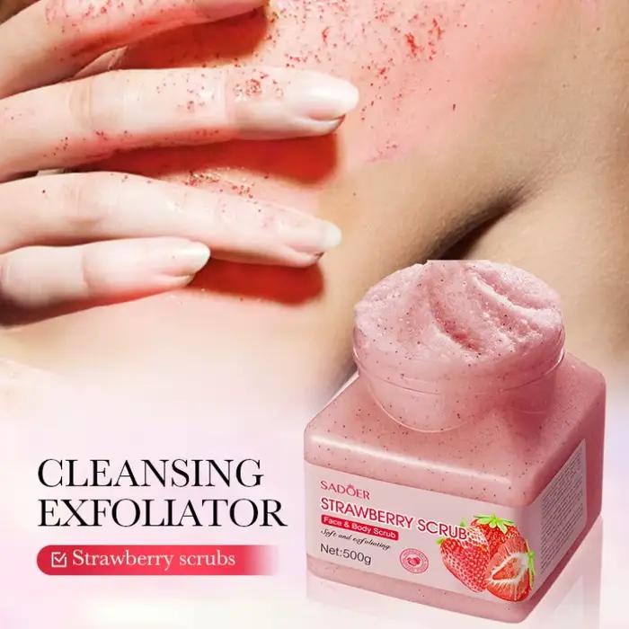 Gommage exfoliant pour la peau à la fraise